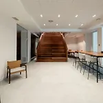 2h Living * León