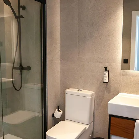 2h Living شقة فندقية 4*