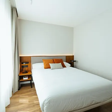 2h Living شقة فندقية 4*
