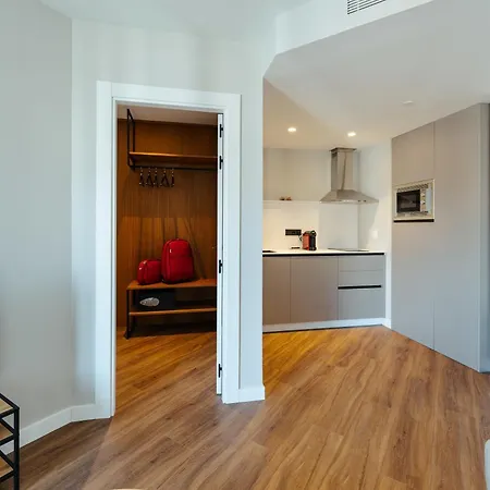 شقة فندقية 2h Living 4*